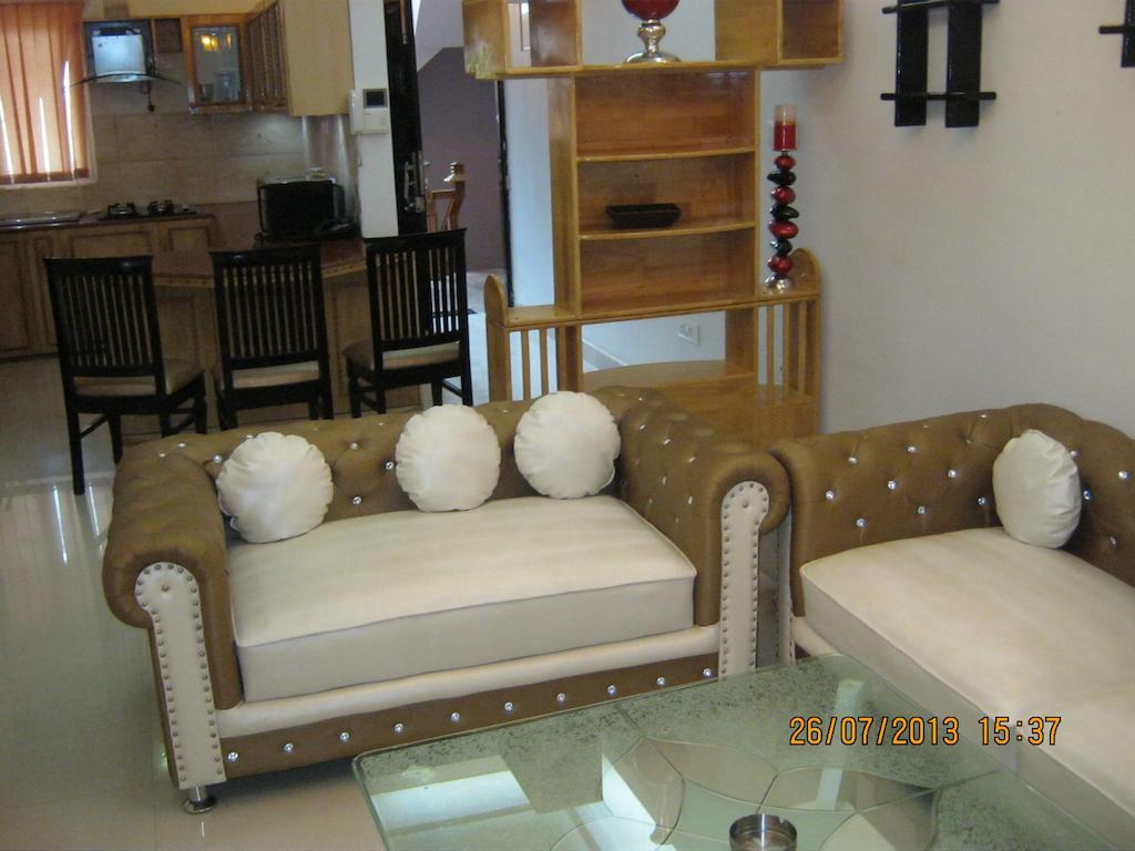 The Royal Court Hotel Nainital Exterior photo